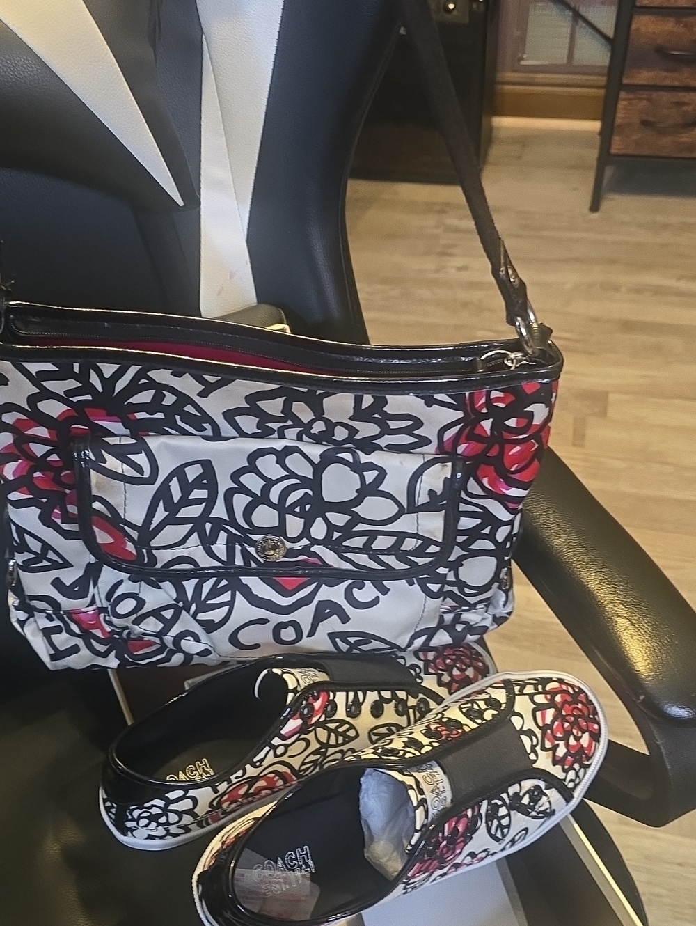 Size 7 matching coach poppy crossbody